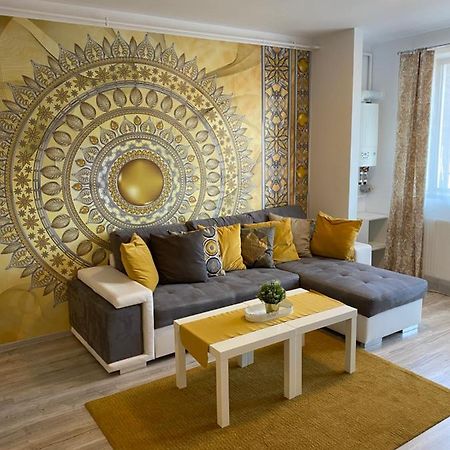 Harmony Apartment 锡纳亚 外观 照片