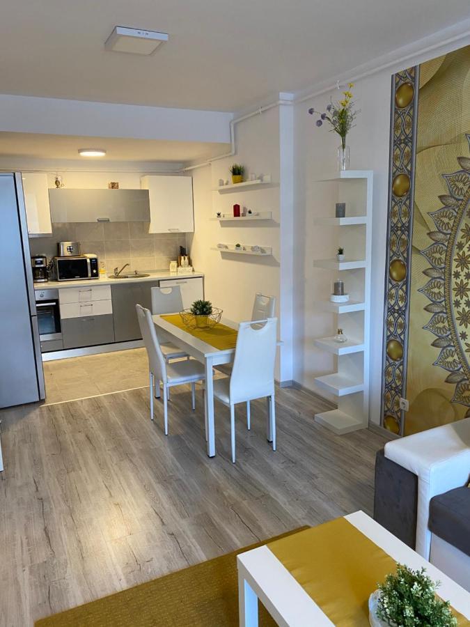Harmony Apartment 锡纳亚 外观 照片
